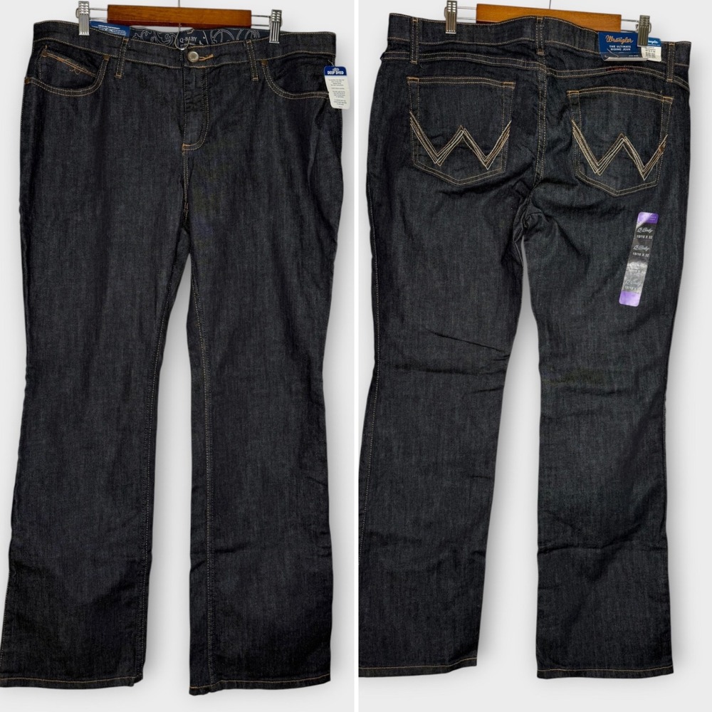 NWT Wrangler Q-Baby Ultimate Riding‎ Jeans Mid Rise Bootcut Dark Blue 15/16 × 32